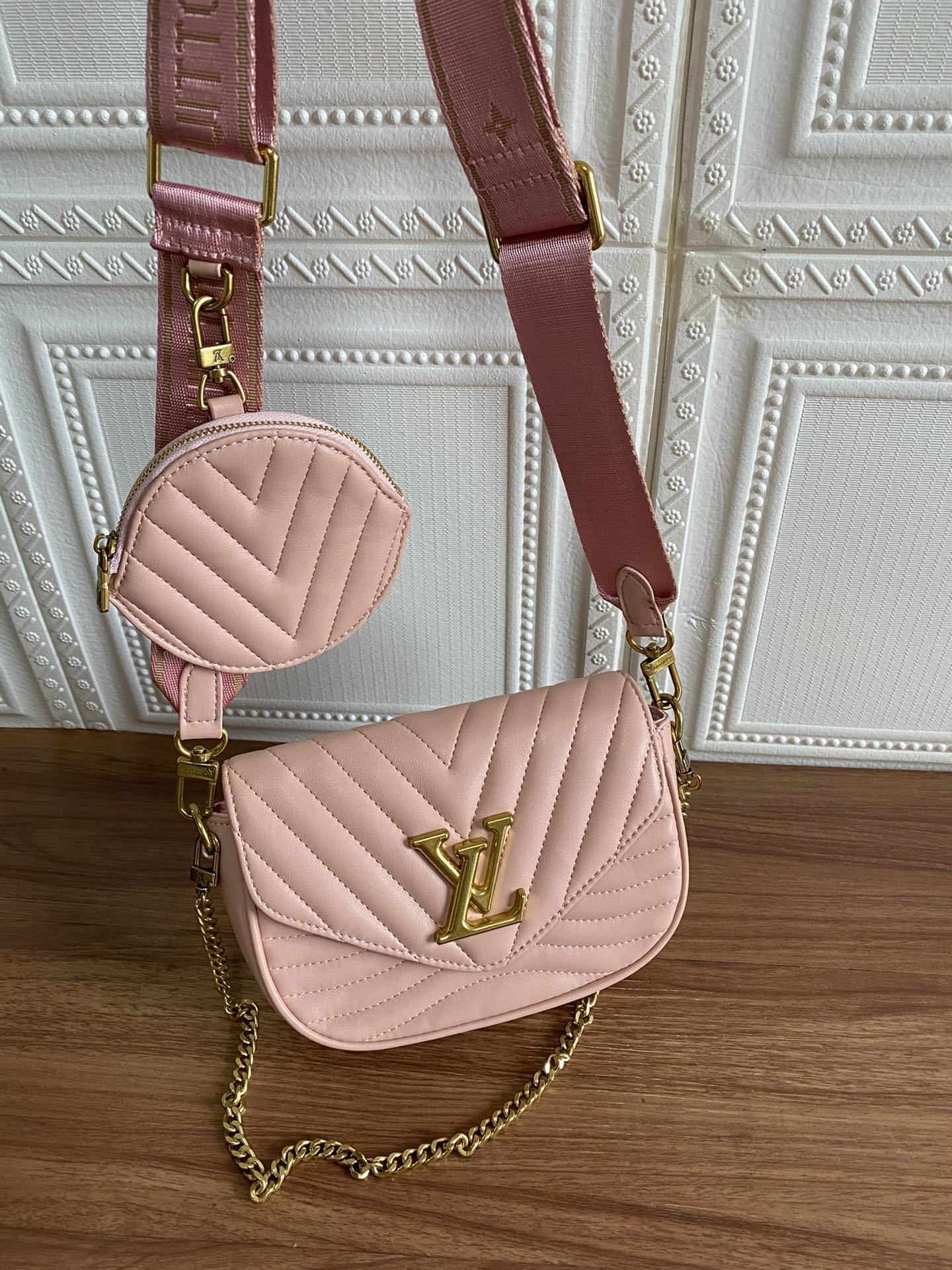 Latest company case about How to Store Luxury Bags to Prevent Damage & Scratches