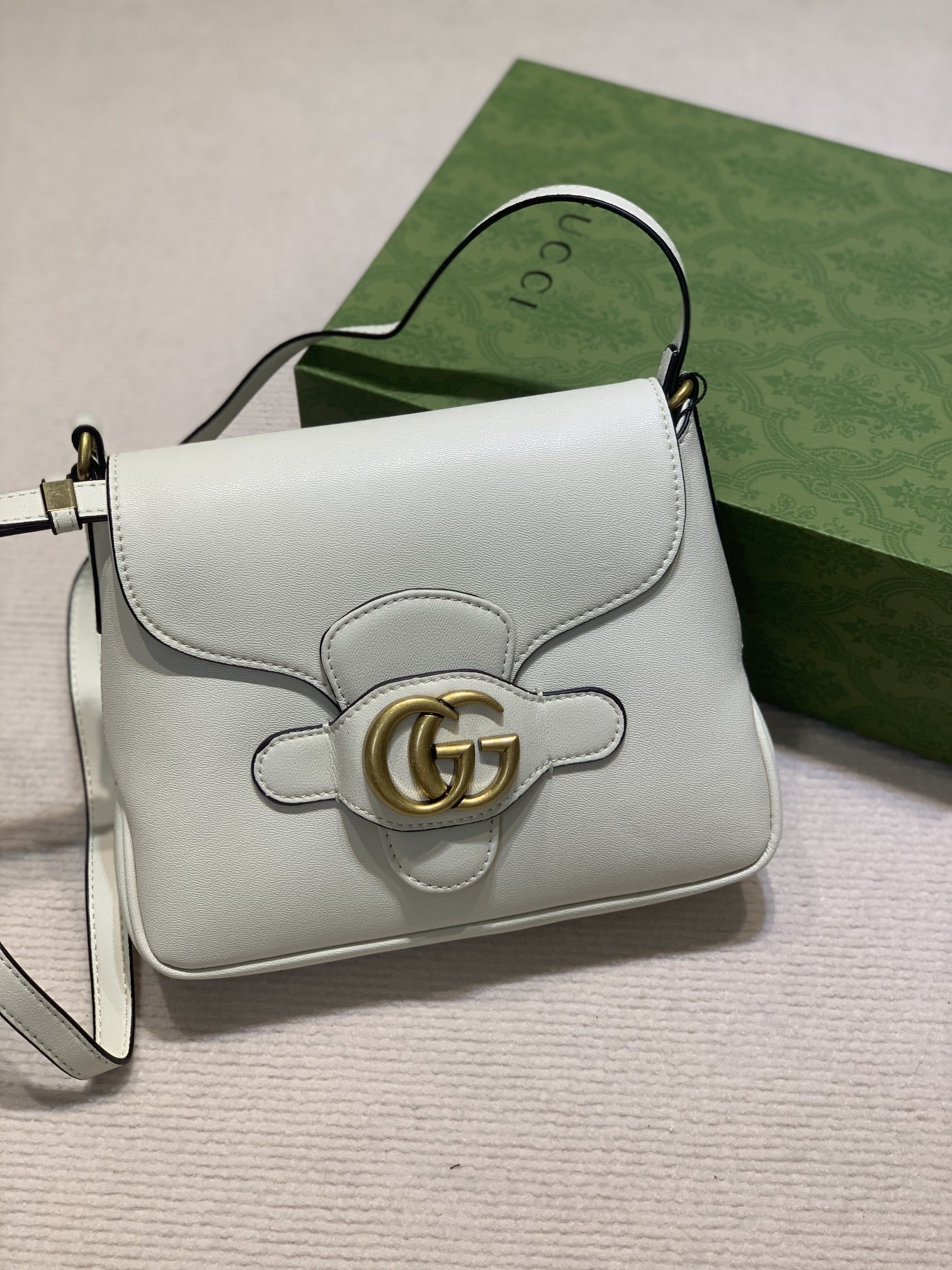 Latest company news about Is high-end luxury pricing too steep, representing value or just exploiting customers?