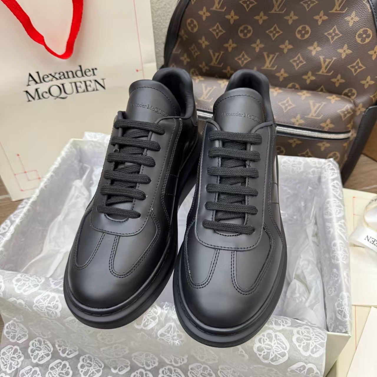 Latest company news about Jimmy Choo Sparkling Diamond High-End Luxury High Heels 2026 | Dinner C-Position Top Configuration