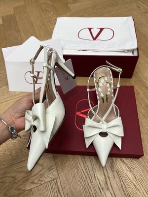White Bow Pointed Toe High Heels for Women with 7cm Height Elegant French Style Sandals