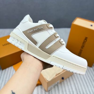Louis Vuitton Trainer Sneaker in Soft Grainy Calfskin - Breathable Lightweight Luxury Sports Shoes for Casual Wear