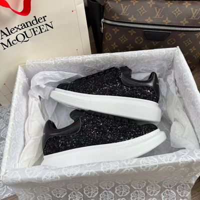 Luxury Sports Shoes with Custom-made Imported Mongolian Leather Fully Roll-coated Silk and Original Imported A-grade Silk