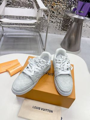 Louis Vuitton Luxury Sports Shoes With Cowhide Construction White Cement Embossed And Height-Increased Design