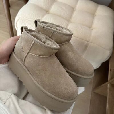 Waterproof Anti-slip Warm Luxury Sports Shoes with Thick-soled Design and Genuine Leather