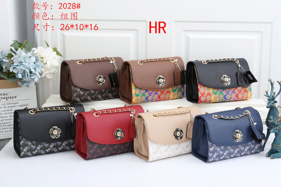 New High-end Texture Versatile Underarm Coach Women's Bag, Small Exclusive Chain Bag With Lock And Buckle, PU Small Square Bag, European Retro Style